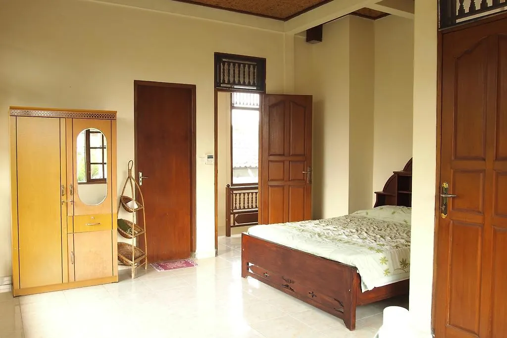 Runa Guesthouse Ubud  3*, Ubud (Bali)